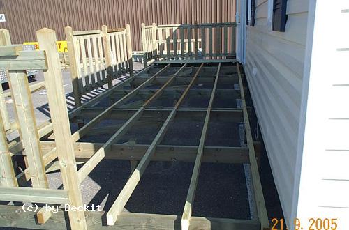 exemple de l'ossature d'une terrasse bois pour mobil home Deckit, modèle daloa 7,20 m x 2,40 m - plan de terrasse - fabrication de terrasse bois pour mobil home.
